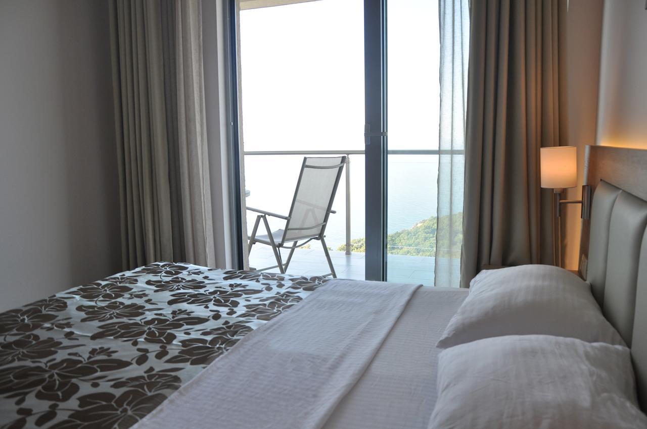 Apartment Altezza17 Panoramic Sea View And Pool Peace And Quiet Luxury